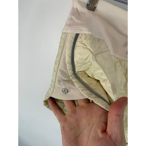 Lululemon Hot Cheeks Puffer Skirt Goose Down Size 6 Quilted Insulated Ivory - Picture 8 of 8